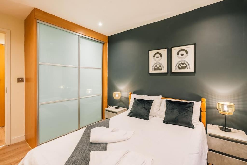 Apartment Centre Haven - Huge Garden Access - West St *