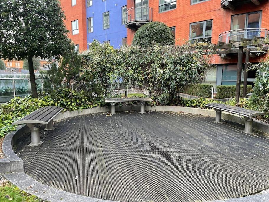 Centre Haven - Huge Garden Access - West St *