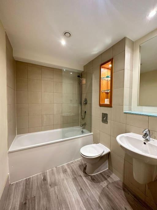 Centre Haven - Huge Garden Access - West St *